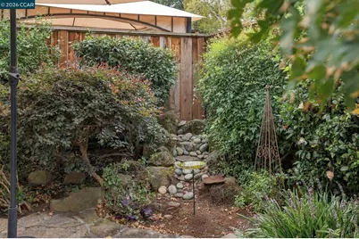 231 Charter Oak Cir, Walnut Creek, CA 94597 - Photo 29