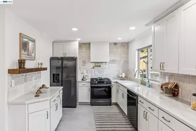 3426 San Saba Dr, San Jose, CA 95148 - Photo 25
