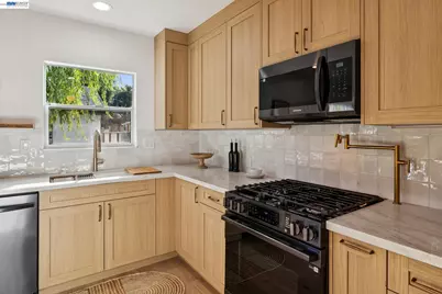 940 Idaho St, San Mateo, CA 94402 - Photo 21