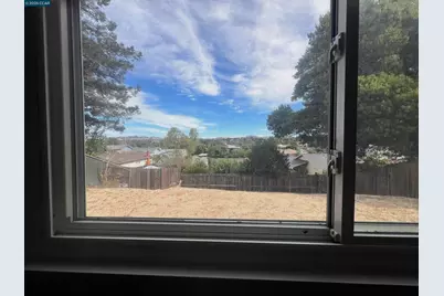 852 Sheridan St, Vallejo, CA 94590 - Photo 27