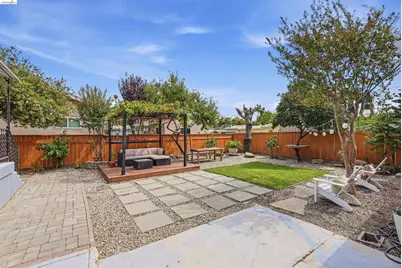 214 Knoles Way, Stockton, CA 95204 - Photo 25