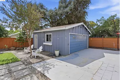 214 Knoles Way, Stockton, CA 95204 - Photo 27