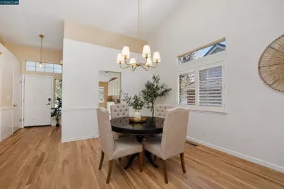 1725 Indian Wells Way, Clayton, CA 94517 - Photo 9