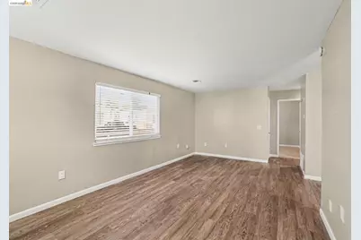 201 17th St, Pittsburg, CA 94565 - Photo 5
