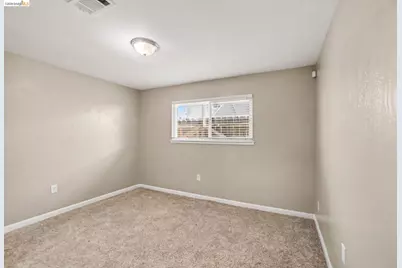201 17th St, Pittsburg, CA 94565 - Photo 11