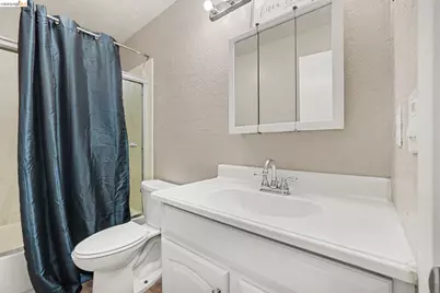 201 17th St, Pittsburg, CA 94565 - Photo 13