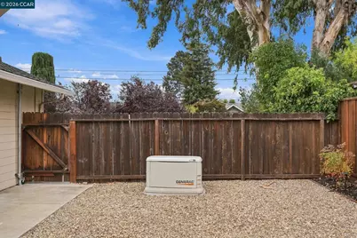 1719 Greentree Dr, Concord, CA 94521 - Photo 53