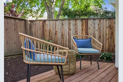 37 Oak Park Dr, Alameda, CA 94502 - Photo 49