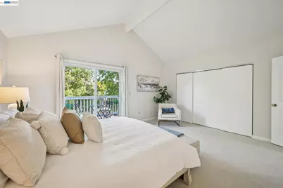 37 Oak Park Dr, Alameda, CA 94502 - Photo 31