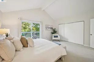 37 Oak Park Dr, Alameda, CA 94502 - Photo 31
