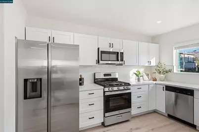 290 16th St, Pittsburg, CA 94565 - Photo 9