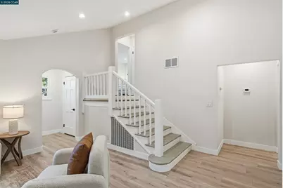 290 16th St, Pittsburg, CA 94565 - Photo 17
