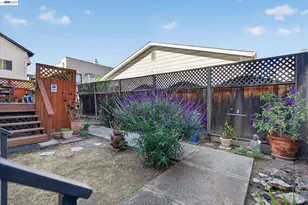 2205 San Antonio Ave, Alameda, CA 94501 - Photo 21