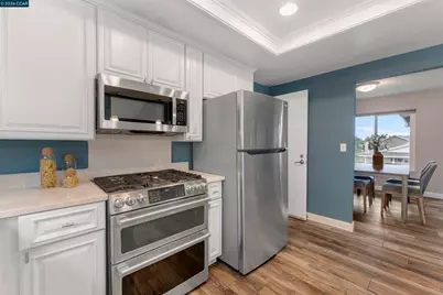 452 Lori Dr, Benicia, CA 94510 - Photo 21