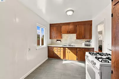 28611 Cole Pl, Hayward, CA 94544 - Photo 9