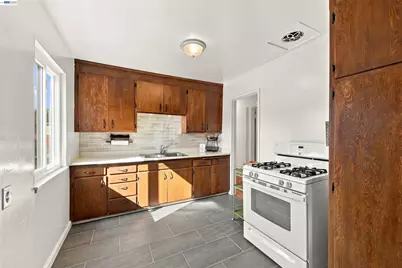 28611 Cole Pl, Hayward, CA 94544 - Photo 7