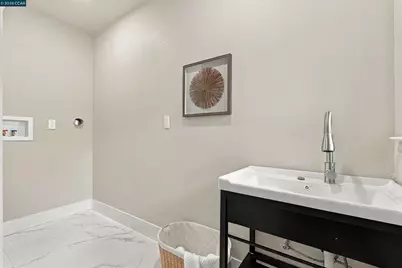 3306 Jordan Rd, Oakland, CA 94602 - Photo 17