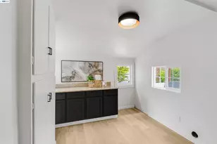 3416 Davis St, Oakland, CA 94601 - Photo 19