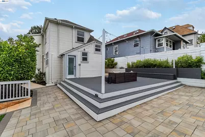 3416 Davis St, Oakland, CA 94601 - Photo 35