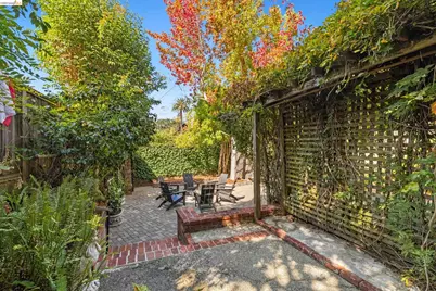 328 Ramona Ave, Piedmont, CA 94611 - Photo 55
