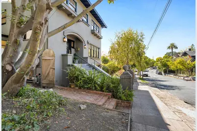 328 Ramona Ave, Piedmont, CA 94611 - Photo 5