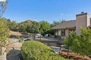 836 Navaronne Way, Concord, CA 94518 - Photo 85
