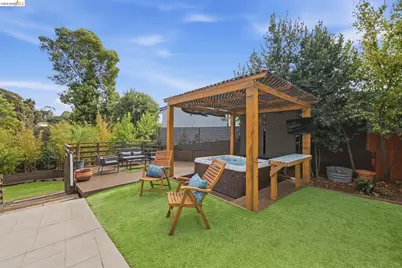 3500 Oak Knoll Blvd, Oakland, CA 94605 - Photo 13