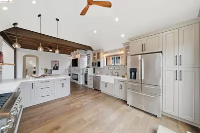 3500 Oak Knoll Blvd, Oakland, CA 94605 - Photo 23