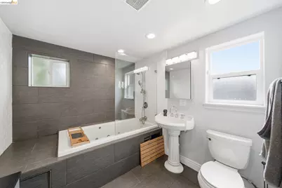 3500 Oak Knoll Blvd, Oakland, CA 94605 - Photo 65
