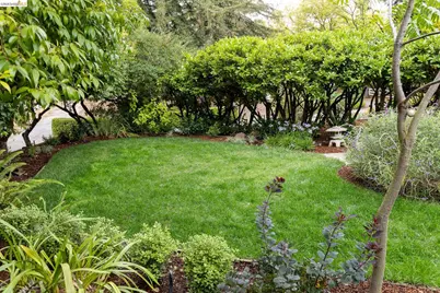 4310 Turner Ave, Oakland, CA 94605 - Photo 13