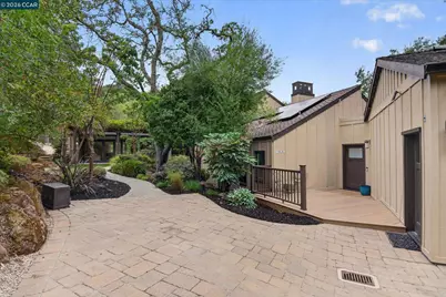 691 Old Jonas Hill Rd, Lafayette, CA 94549 - Photo 11
