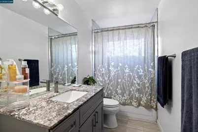2415 Columbia Blvd, Richmond, CA 94804 - Photo 11