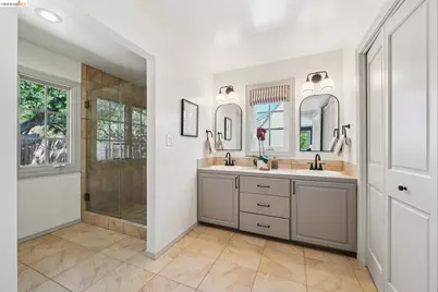 2000 Clemens Rd, Oakland, CA 94602 - Photo 47