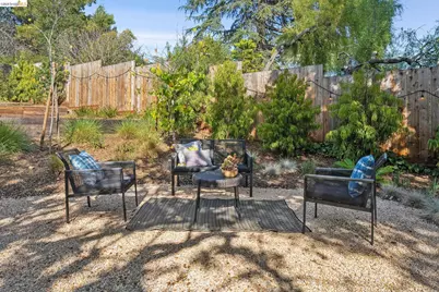2000 Clemens Rd, Oakland, CA 94602 - Photo 79