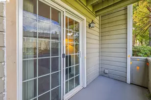 440 Canyon Oaks Dr, Oakland, CA 94605 - Photo 17