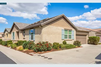4512 Villa Del Paso Ln, Sacramento, CA 95834 - Photo 5