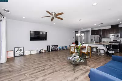 4512 Villa Del Paso Ln, Sacramento, CA 95834 - Photo 33
