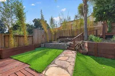 4535 Redding St, Oakland, CA 94619 - Photo 41