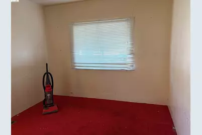 1092 Black Diamond St, Pittsburg, CA 94565 - Photo 5