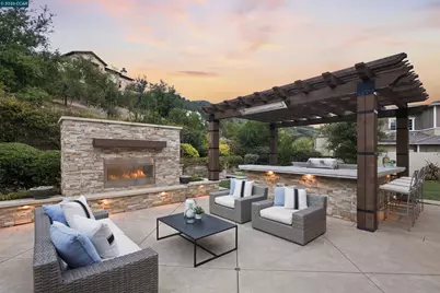 26 Coffee Berry Lane, Orinda, CA 94563 - Photo 3