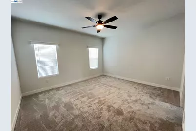 1422 Salamanca Ave #113, Hayward, CA 94544 - Photo 13
