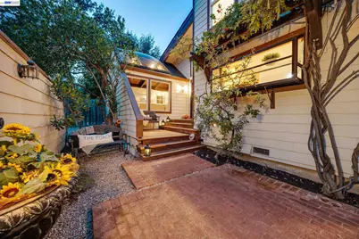 3364 Walnut Ln, Lafayette, CA 94549 - Photo 3