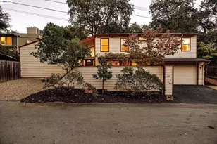 3364 Walnut Ln, Lafayette, CA 94549 - Photo 1