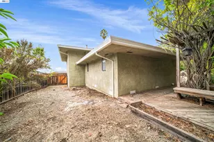 699 Fiesta Pl, Hayward, CA 94544 - Photo 43