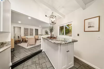 699 Fiesta Pl, Hayward, CA 94544 - Photo 21