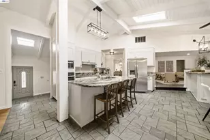 699 Fiesta Pl, Hayward, CA 94544 - Photo 17