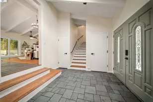 699 Fiesta Pl, Hayward, CA 94544 - Photo 7