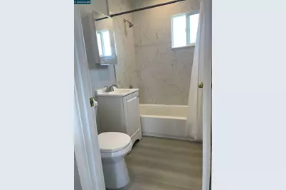 168 Chanslor Ave, Richmond, CA 94801 - Photo 9