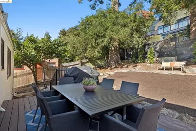 425 Kentucky Ave, Berkeley, CA 94707 - Photo 25