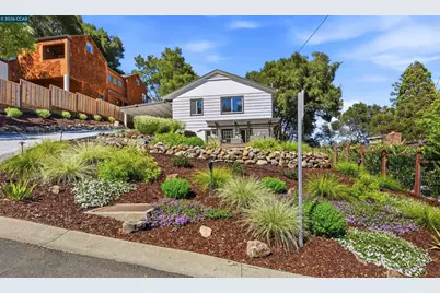 62 Claremont Ave, Orinda, CA 94563 - Photo 1